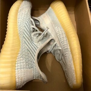 Boys size 6 Yeezy